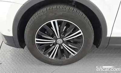 Volkswagen Tiguan 2020 2.0 автомат (гидро), миниатюра 5
