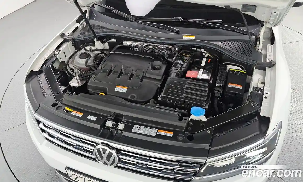 Volkswagen Tiguan 2020 2.0 автомат (гидро), фото 6