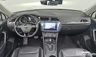 Volkswagen Tiguan 2020 2.0 автомат (гидро), миниатюра 10