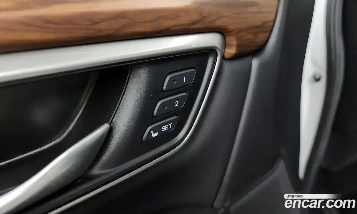 Honda CR-V 2019 1.5 автомат (гидро), фото 16