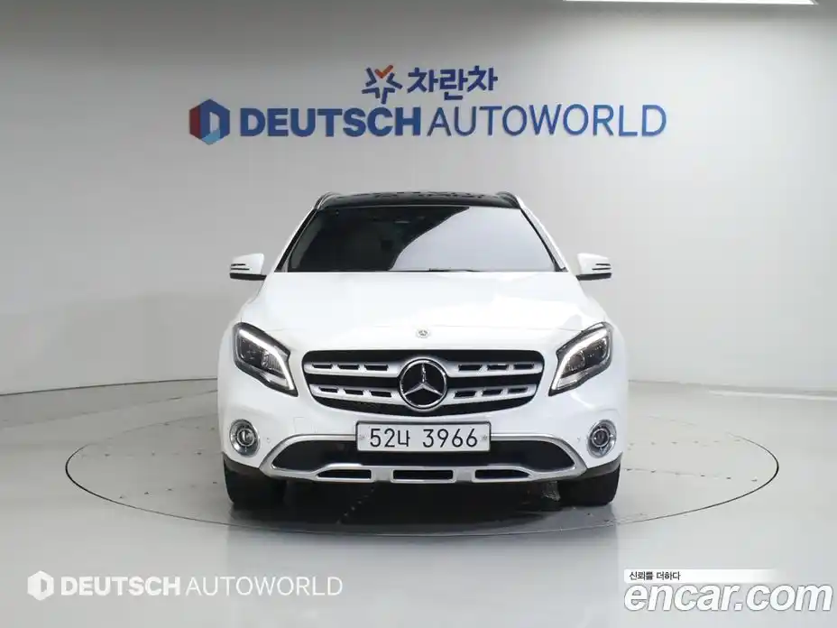 Mercedes-Benz GLA-Class 2018 2.0 гидро, фото 4
