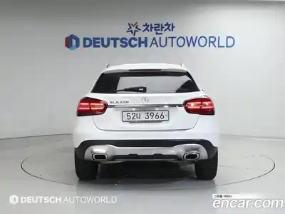 Mercedes-Benz GLA-Class 2018 2.0 гидро, миниатюра 5