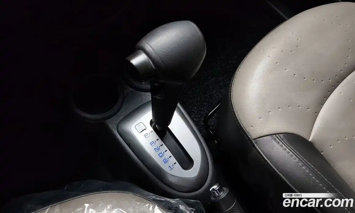 Chevrolet Spark 2011 1.0 автомат (гидро), фото 9