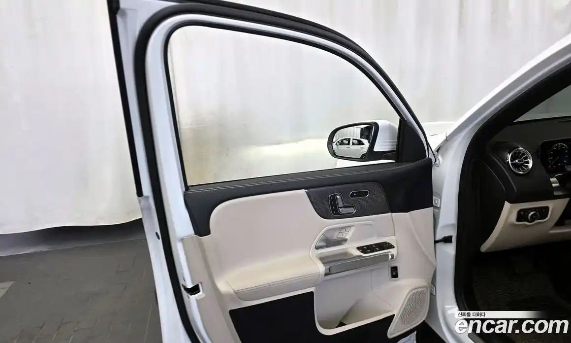 Mercedes-Benz GLB-Class 2020 2.0 гидро, фото 14