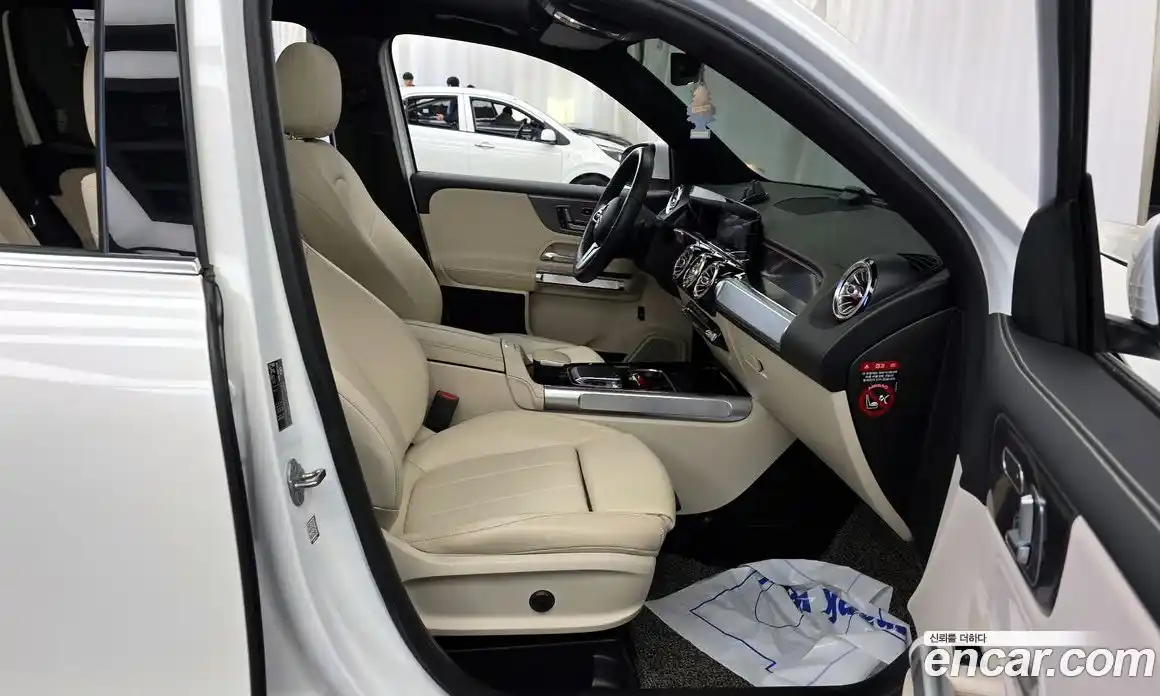 Mercedes-Benz GLB-Class 2020 2.0 гидро, фото 17