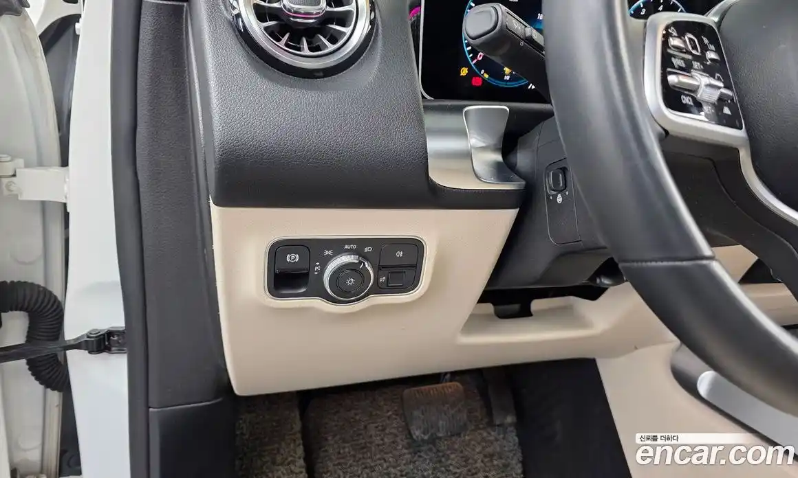 Mercedes-Benz GLB-Class 2020 2.0 гидро, фото 22