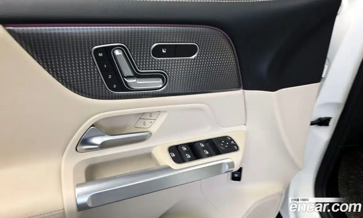 Mercedes-Benz GLB-Class 2020 2.0 гидро, фото 27