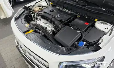 Mercedes-Benz GLB-Class 2020 2.0 гидро, миниатюра 6