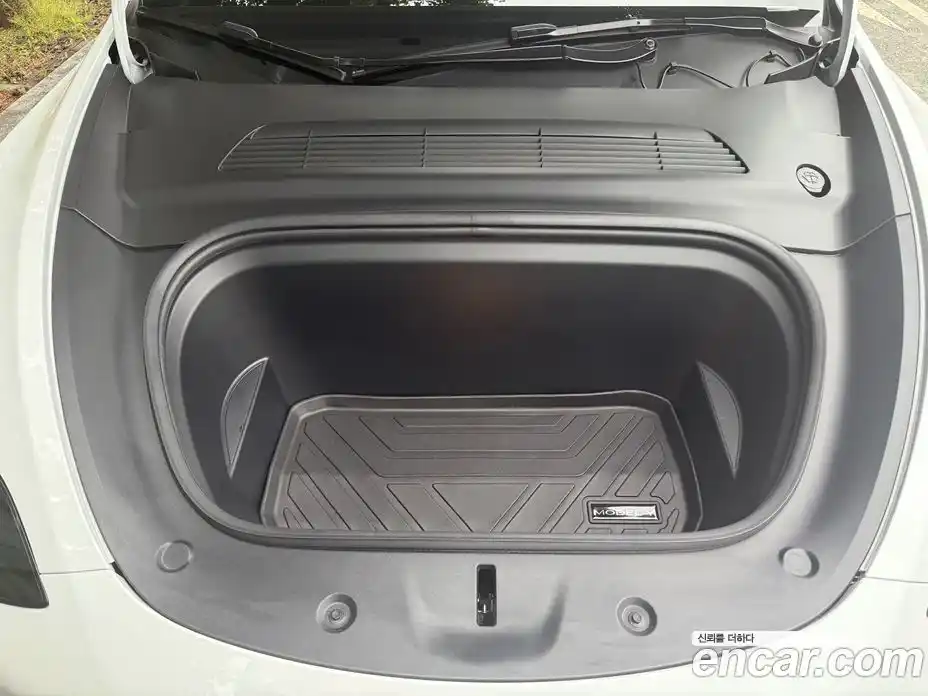 Tesla Model Y 2023 гидро, фото 13