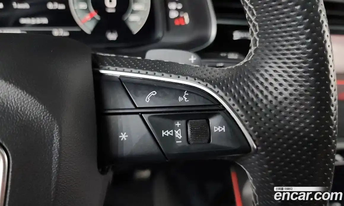 Audi Q7 2021 3.0 автомат (гидро), фото 15