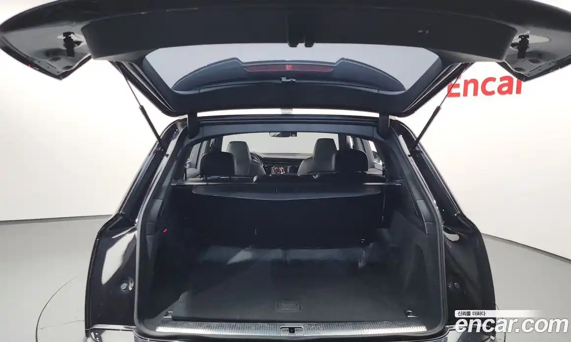 Audi Q7 2021 3.0 автомат (гидро), фото 19