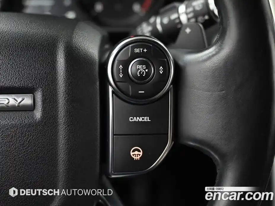 Land Rover Discovery 2017 3.0 автомат (гидро), фото 17
