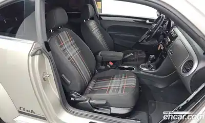 Volkswagen Beatle 2015 2.0 автомат (гидро), миниатюра 11 Volkswagen Beatle 2015 2.0 автомат (гидро), миниатюра 11