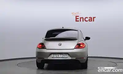 Volkswagen Beatle 2015 2.0 автомат (гидро), миниатюра 4 Volkswagen Beatle 2015 2.0 автомат (гидро), миниатюра 4