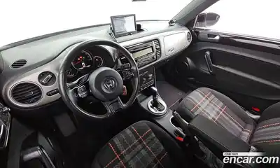 Volkswagen Beatle 2015 2.0 автомат (гидро), миниатюра 7 Volkswagen Beatle 2015 2.0 автомат (гидро), миниатюра 7