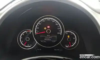 Volkswagen Beatle 2015 2.0 автомат (гидро), миниатюра 8 Volkswagen Beatle 2015 2.0 автомат (гидро), миниатюра 8