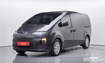 Hyundai Staria, 2023