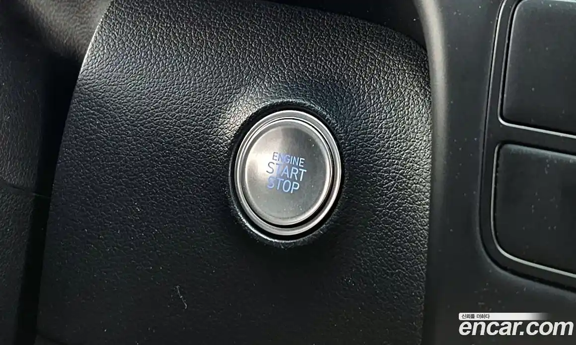 Hyundai Staria 2023 2.2 гидро, фото 17
