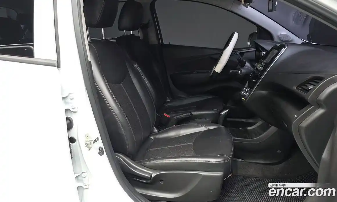 Chevrolet Spark 2017 1.0 гидро, фото 17