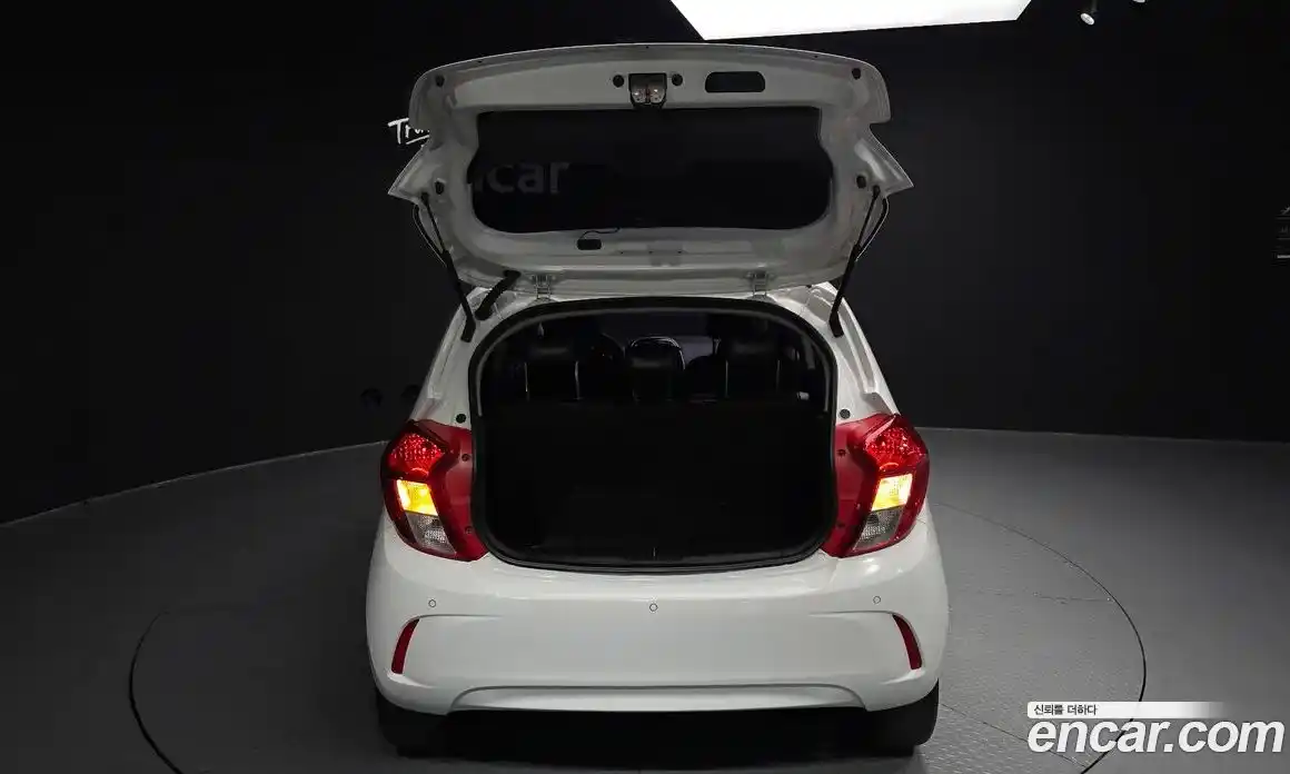 Chevrolet Spark 2017 1.0 гидро, фото 26