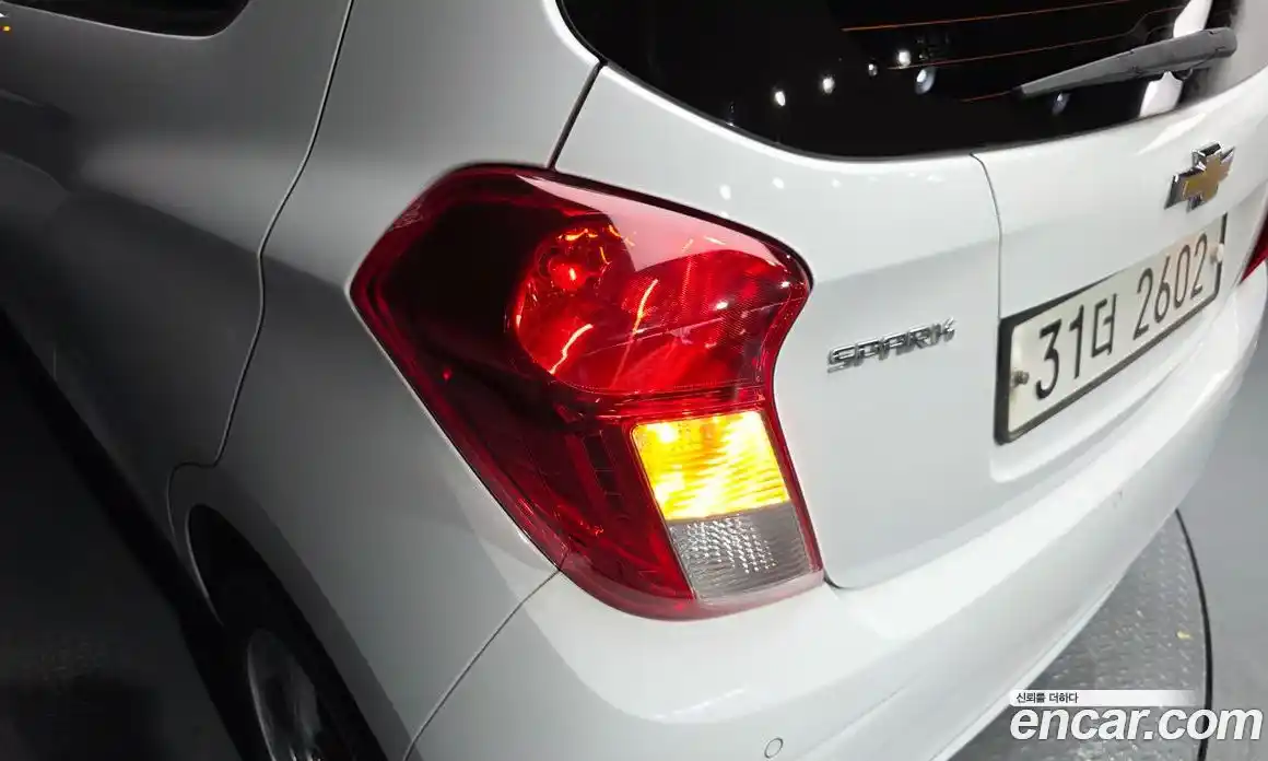 Chevrolet Spark 2017 1.0 гидро, фото 9