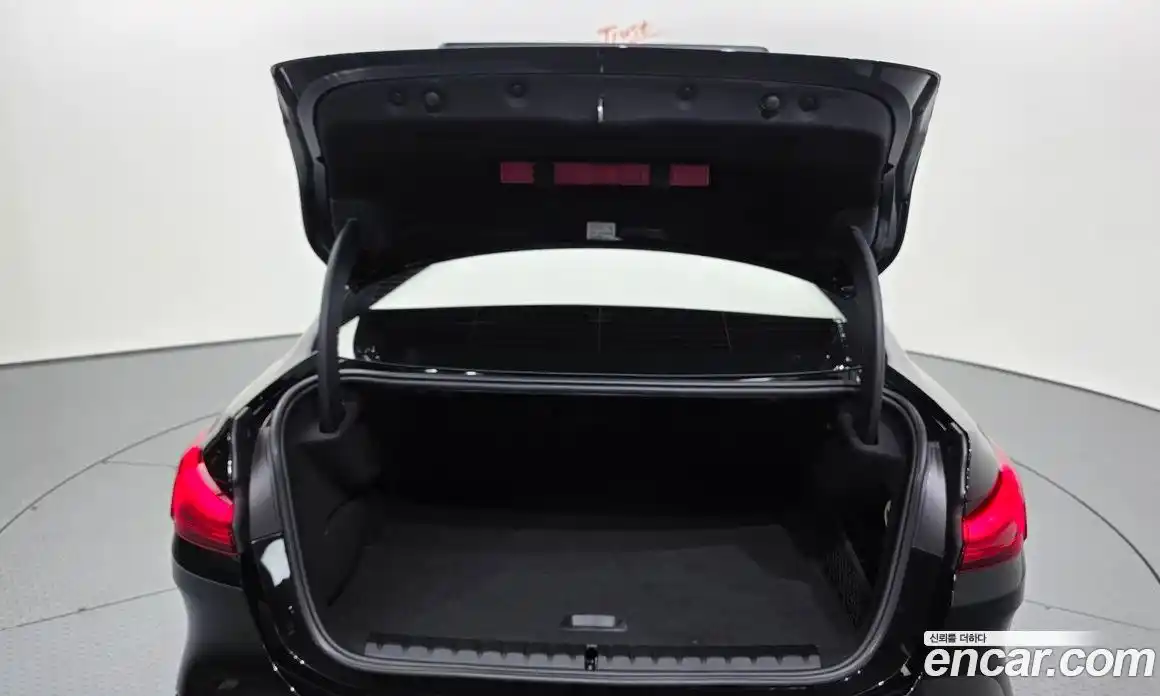 BMW 2-Series 2024 2.0 гидро, фото 26
