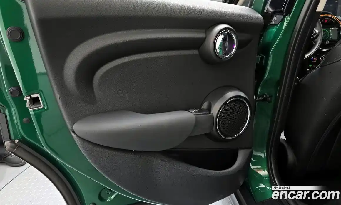 Mini Cooper 2021 1.5 автомат (гидро), фото 15