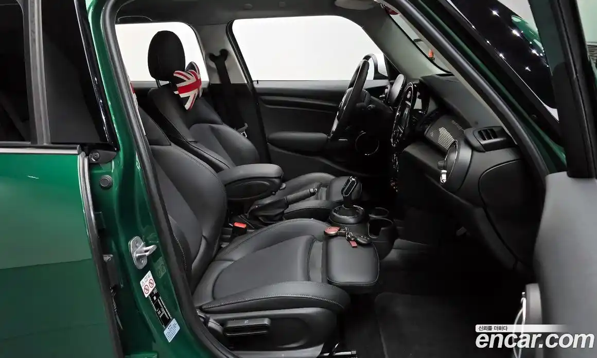 Mini Cooper 2021 1.5 автомат (гидро), фото 16