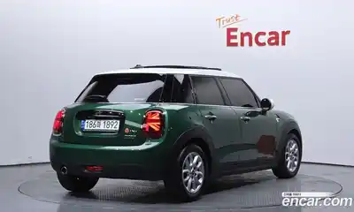 Mini Cooper 2021 1.5 автомат (гидро), миниатюра 2