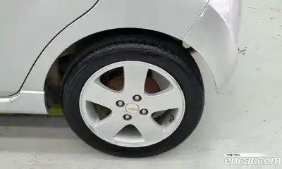Chevrolet Spark 2011 1.0 автомат (гидро), миниатюра 5