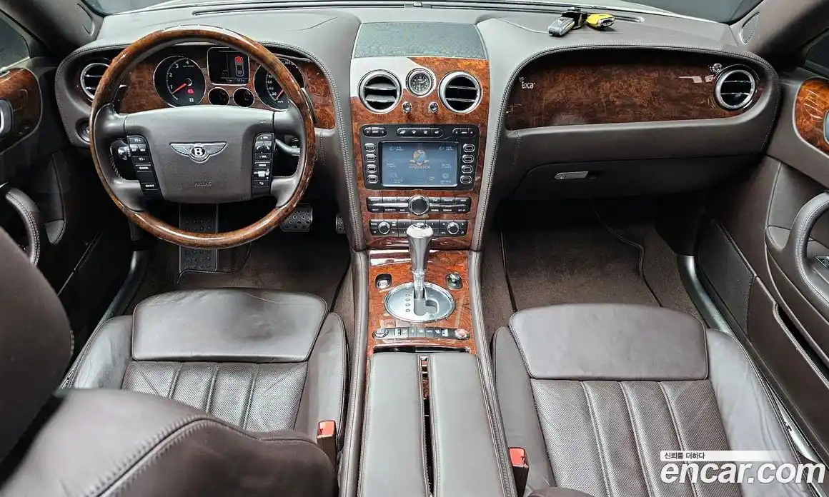Bentley Flying Spur 2011 6.0 гидро, фото 7