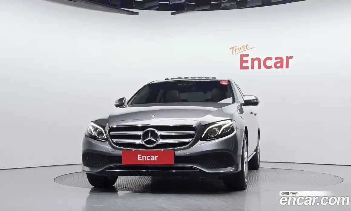 Mercedes-Benz E-Class 2018 1.9 гидро, фото 3