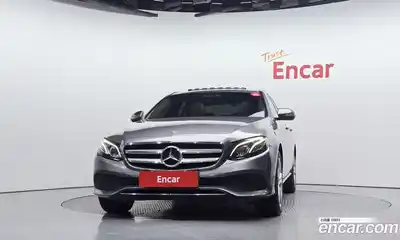 Mercedes-Benz E-Class 2018 1.9 гидро, миниатюра 3