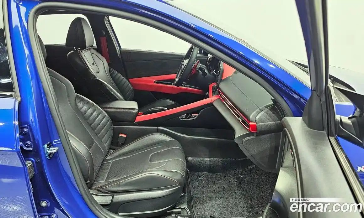 Hyundai Avante 2020 1.6 автомат (гидро), фото 11