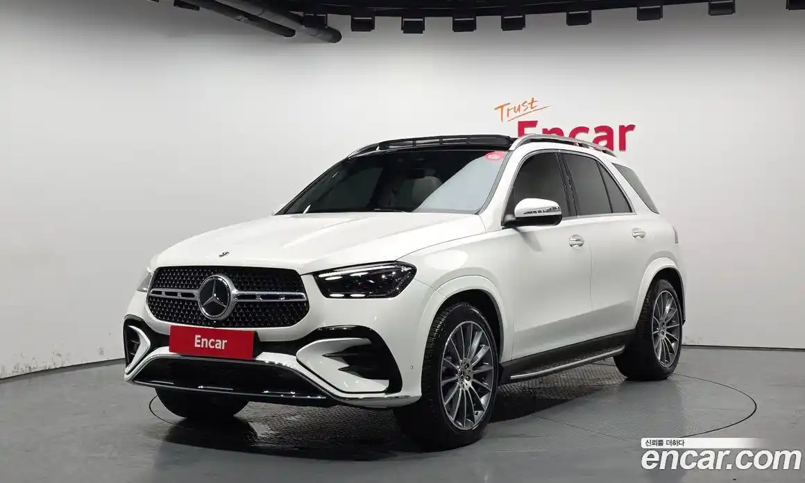 Mercedes-Benz GLE-Class 2025 3.0 гидро, фото 1 Mercedes-Benz GLE-Class 2025 3.0 гидро, фото 1