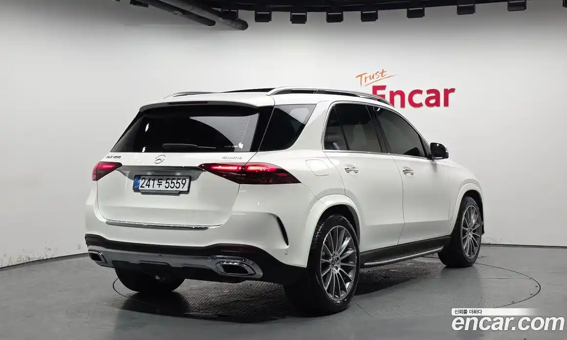 Mercedes-Benz GLE-Class 2025 3.0 гидро, фото 2 Mercedes-Benz GLE-Class 2025 3.0 гидро, фото 2