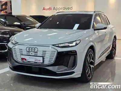 Audi Q6 e-tron, 2025, 14 325 км