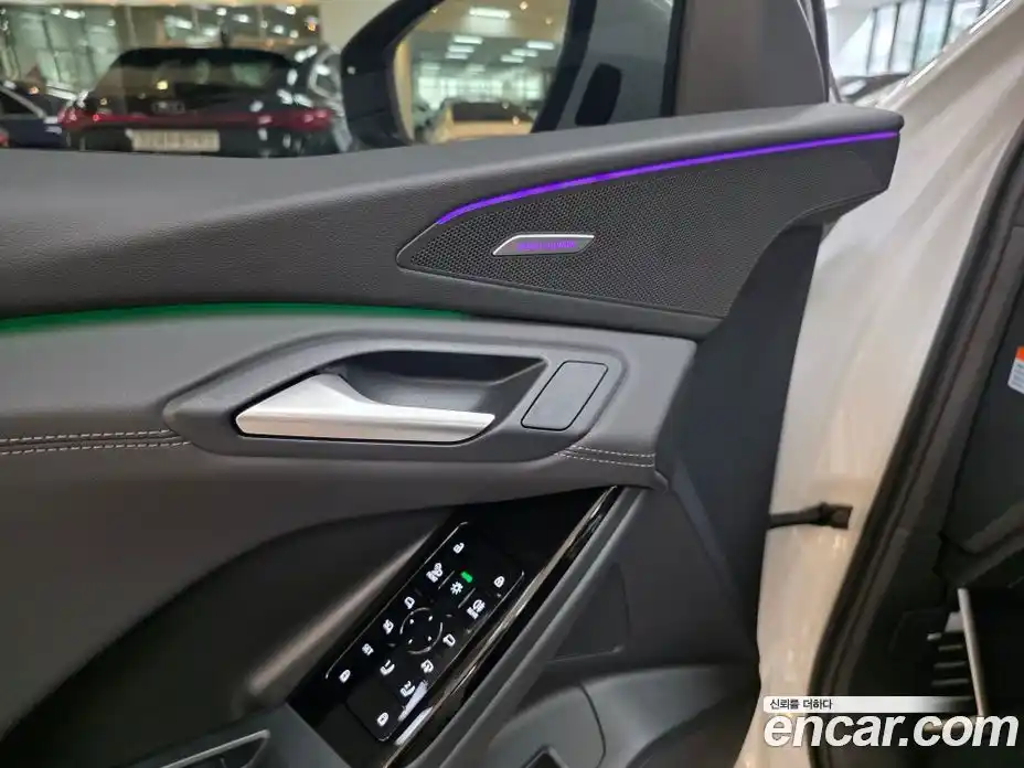 Audi Q6 e-tron 2025 автомат (гидро), фото 13