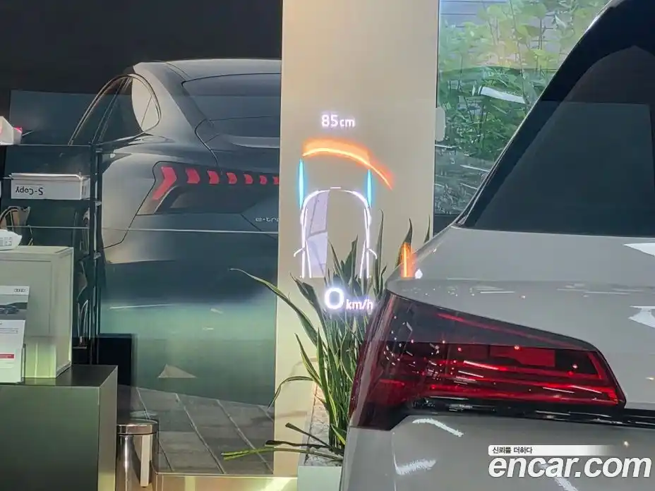 Audi Q6 e-tron 2025 автомат (гидро), фото 16