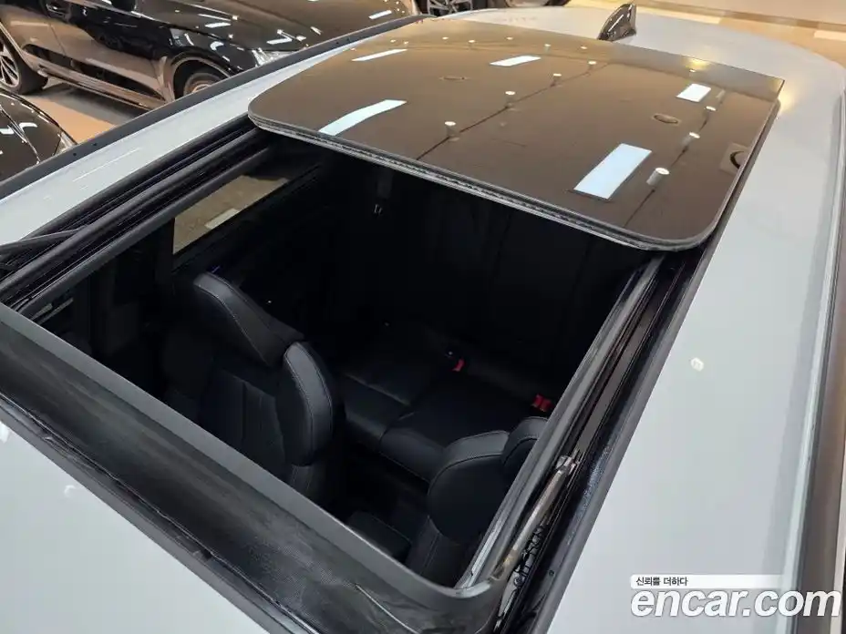 Audi Q6 e-tron 2025 автомат (гидро), фото 20