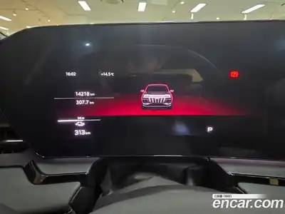 Audi Q6 e-tron 2025 автомат (гидро), миниатюра 8