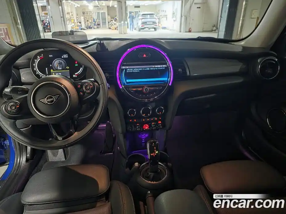 Mini Cooper 2021 1.5 автомат (гидро), фото 7