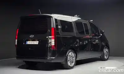 Hyundai Staria 2022 2.2 гидро, миниатюра 2