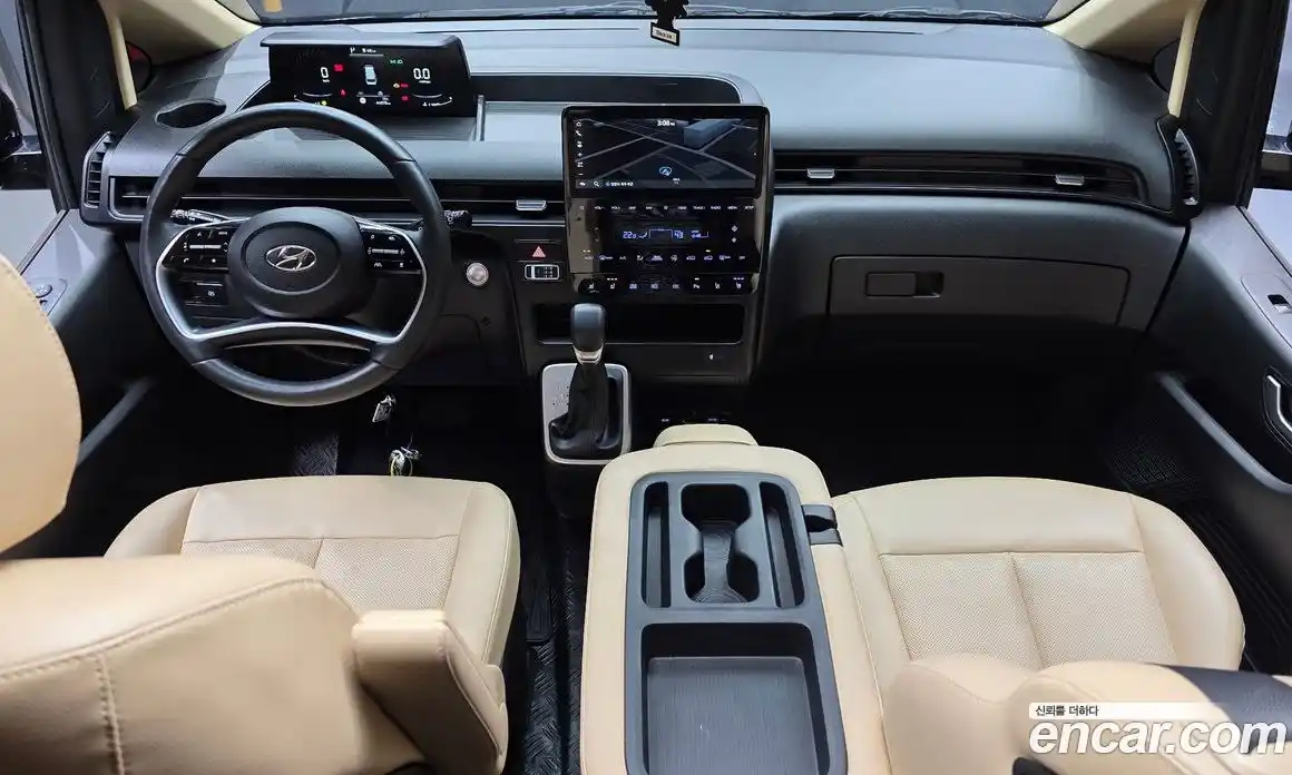 Hyundai Staria 2022 2.2 гидро, фото 7