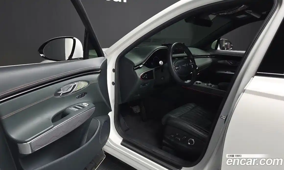 Genesis GV70 2022 2.5 автомат (гидро), фото 13