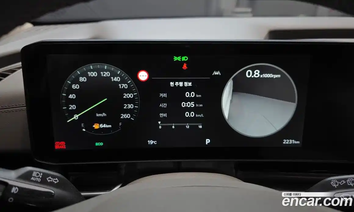 Kia Carnival 2025 2.2 автомат (гидро), фото 11
