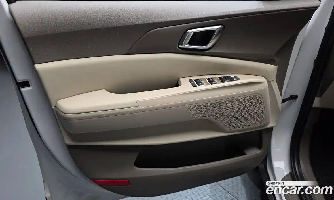 Kia Carnival 2025 2.2 автомат (гидро), фото 14