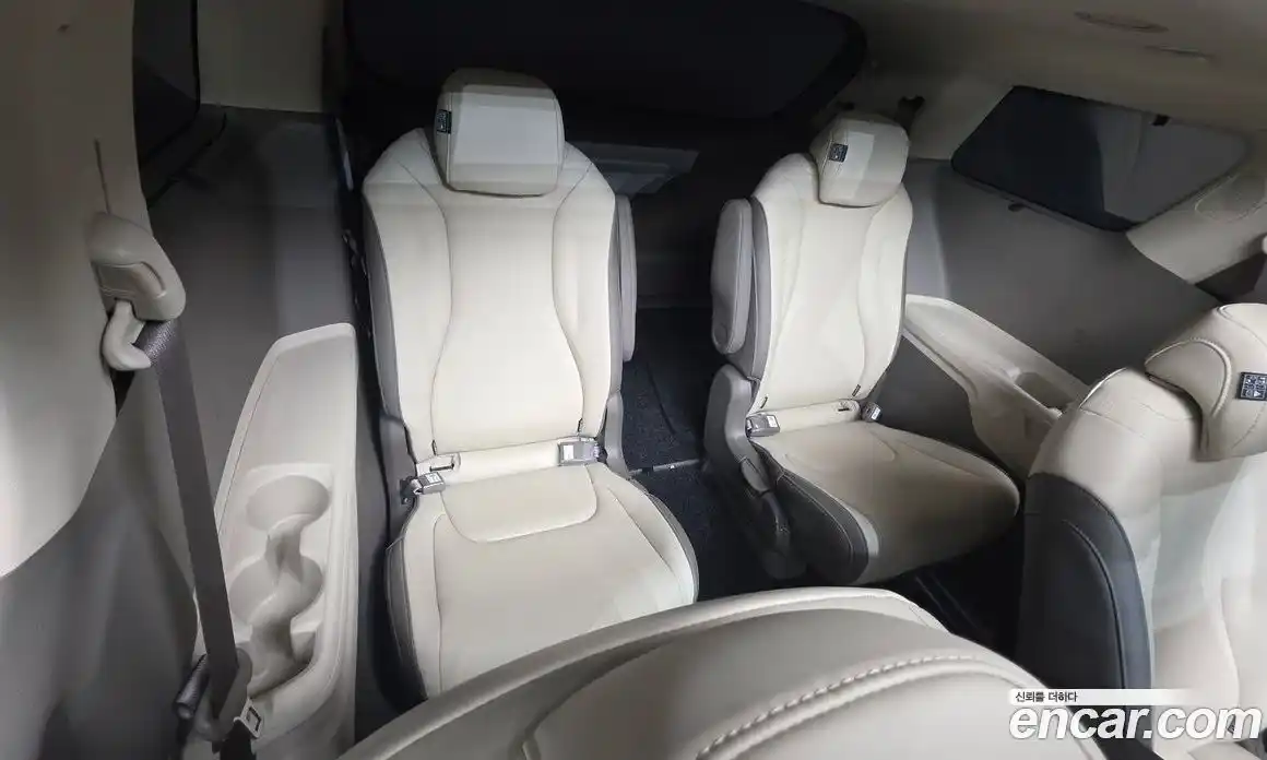 Kia Carnival 2025 2.2 автомат (гидро), фото 16
