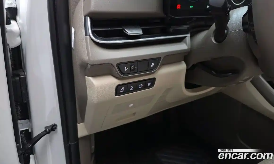 Kia Carnival 2025 2.2 автомат (гидро), фото 20