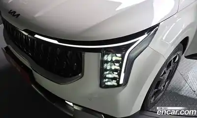 Kia Carnival 2025 2.2 автомат (гидро), миниатюра 8
